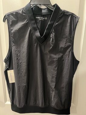Outdoor Voices Black V-Neck Sleeveless Pullover - NWT